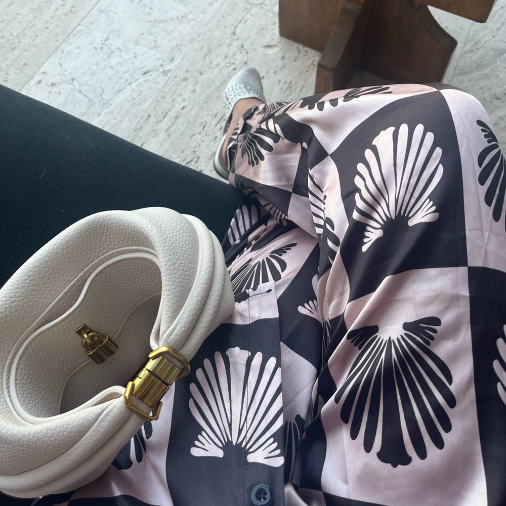 Seashell two piece silk summer set - Picture 2 of 4